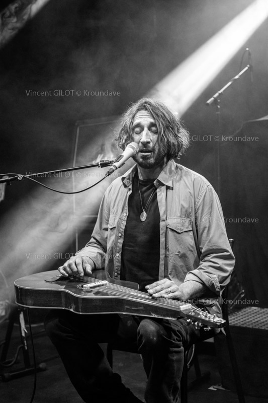 Wille Edwards / Wille & the Bandits