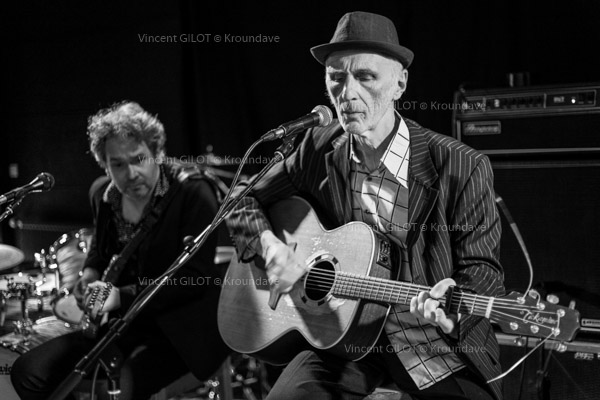 Marc Minelli Plays Tom Waits