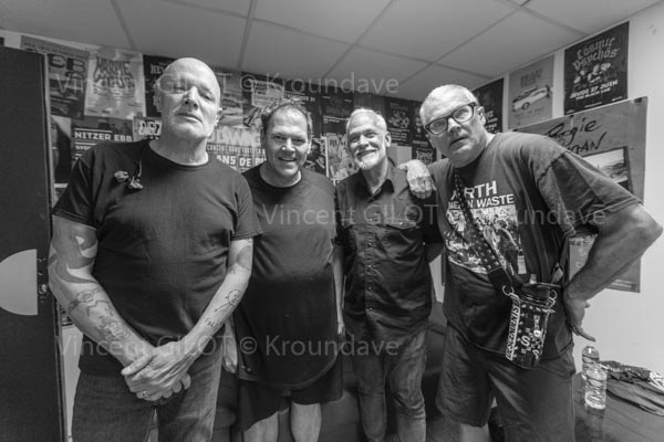 Descendents