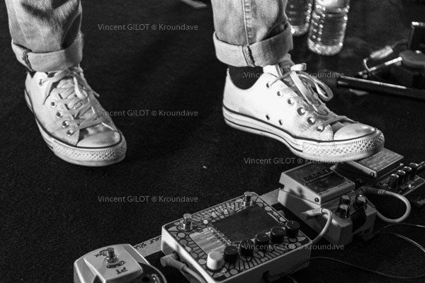 Colt Silvers & White Converse