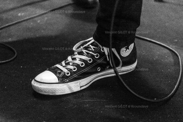 Crusaders of Love ... wear Converse